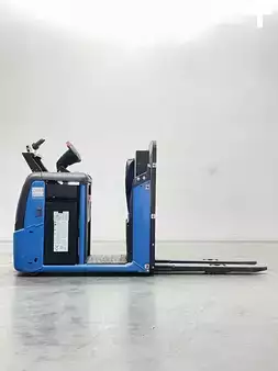 Horisontaalinen ordreplukker 2022  Linde N20C L-4590 (3)
