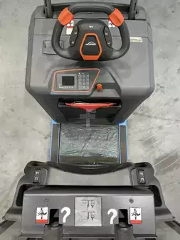 Horisontaalinen ordreplukker 2022  Linde N20C L-4590 (7)