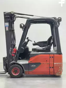 3-wiel elektrische heftrucks 2021  Linde E16-02-386 (4)