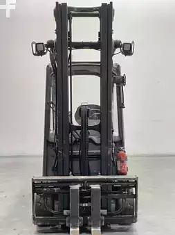 Eléctrico - 3 rodas 2019  Linde E18-02-386-LI-ION (5)