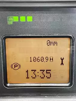 Carretilla retráctil 2019  Linde R14N-01-1120 (9)