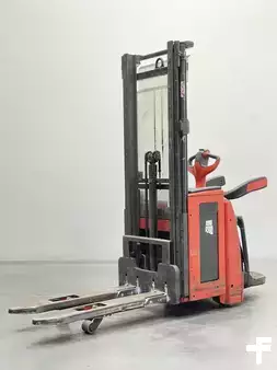 Pallet Stackers 2018  Linde L14AP-1173 (1)
