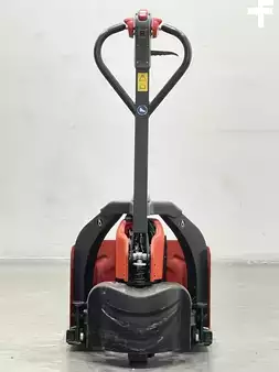 Electric Pallet Trucks 2021  Linde MT12-1131-Li-Ion (6)