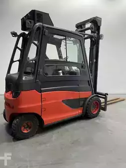 Elektro čtyřkolový VZV 2011  Linde E50HL-388 (2)