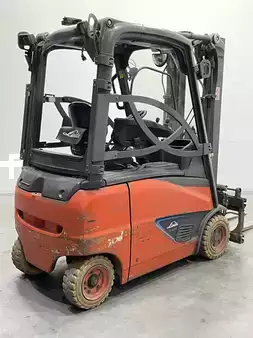 Elektryczne 4-kołowe 2020  Linde E16PH-02-386-Li-Ion (2)