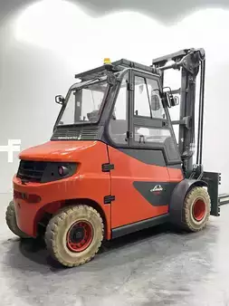 Carrelli elettrici 4 ruote 2015  Linde E80-01-1279 (2)