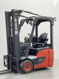 Elektro tříkolové VZV 2021  Linde E12-02-386 (1)