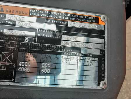 Carretilla elevadora GLP 2020 Mitsubishi FG30NT (4)