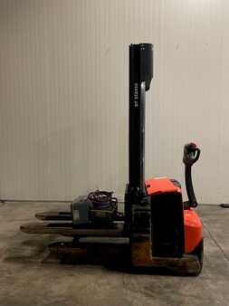 Pallet Stackers 2018  BT SWE120L (3) 