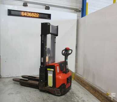 Hochhubwagen 2016  BT SWE120L (1)