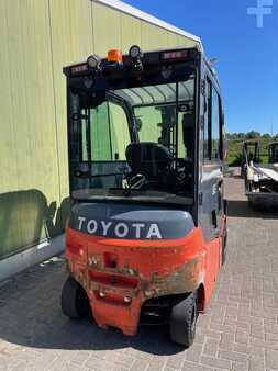 Chariots électriques à 4 roues 2018  Toyota 8FBMT30 (1)