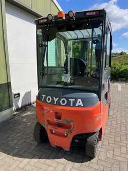 Chariots électriques à 4 roues 2018  Toyota 8FBMT30 (8)