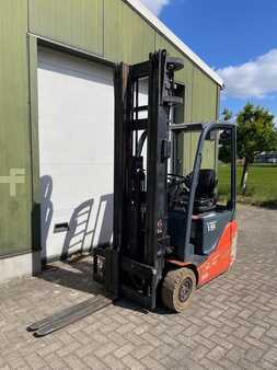 3-wiel elektrische heftrucks 2016  Toyota 8FBE15T (9)