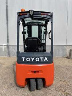Remorques industrielles 2015  Toyota 8FBEKT18 (3)