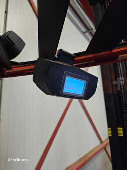 Chariots à mât rétractable 2017  BT RRE140H (5)