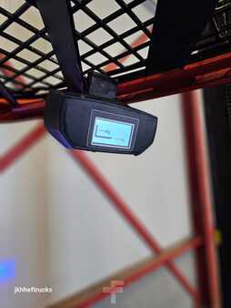 Chariots à mât rétractable 2017  BT RRE140H (6)