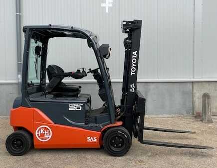 Chariots électriques à 4 roues 2017  Toyota 8FBM20T (13)