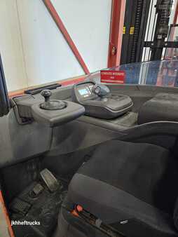 Chariots à mât rétractable 2017  BT RRE140H (5)