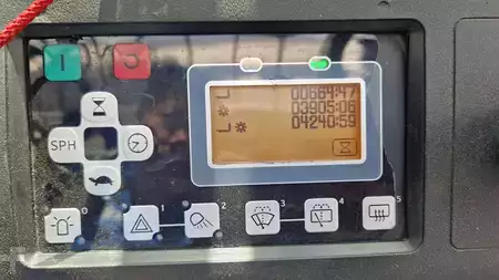 Eléctrico - 4 rodas 2016  Toyota 8FBM25T (13)