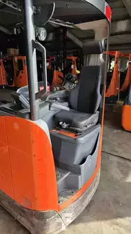 Reach Trucks 2022  Toyota RRE200HE (5)