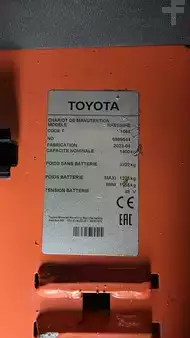 Chariots à mât rétractable 2023  Toyota RRE140HE (12)