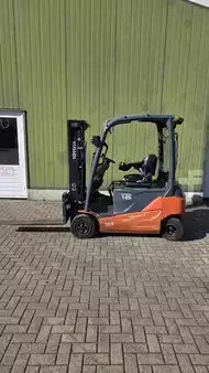 4-wiel elektrische heftrucks 2018  Toyota 8FBM16T (2)