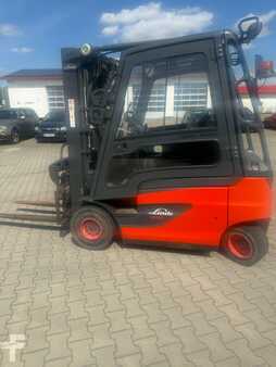 Elektro 4 Rad 2020  Linde E25-01 (1)