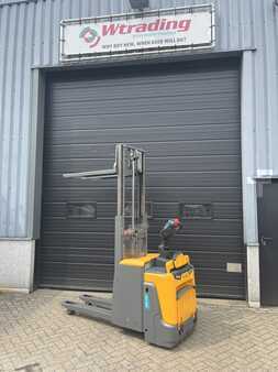 Jungheinrich ERD220 2x on stock