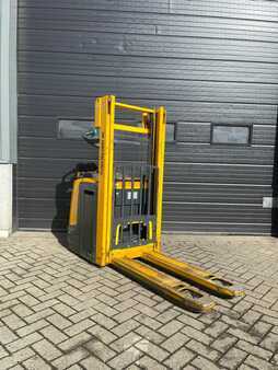 Fahrerstandstapler 2015  Jungheinrich ERC214Z 2015 2600mm (1)