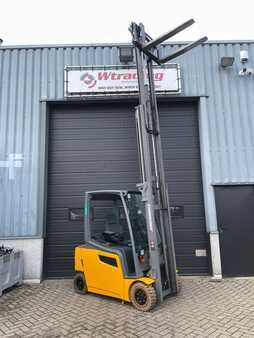 Elektro 4 Rad 2018  Jungheinrich EFG316 triplo 4640 (2)