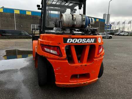 LPG VZV 2017  Doosan G70S-7 (3)