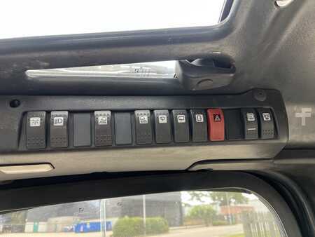 El Truck - 3-hjul 2013  Linde E16H-01 3740mm (9)