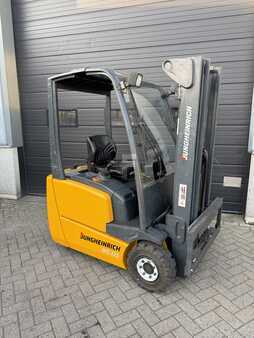 Eléctrica de 3 ruedas 2005  Jungheinrich EFG215 (7)