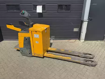 Trailers 2012  Jungheinrich ERE 225 KLPF 1600mm (5)