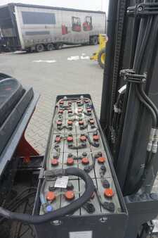 Schubmaststapler 2020  Linde R 14 B  -01 (12)
