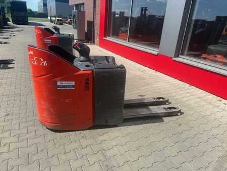 Stackers Stand-on  Linde T 20 SP (1)
