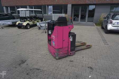 Pallet Trucks Sit-Down 2019  Linde T 20 R (1)