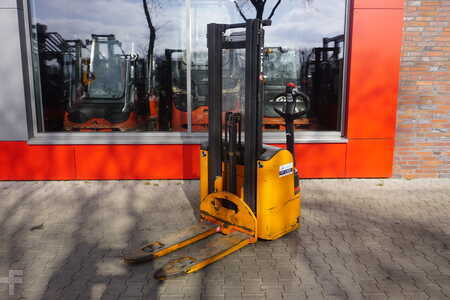 Apilador eléctrico 2003  Still EGV 16 (6)