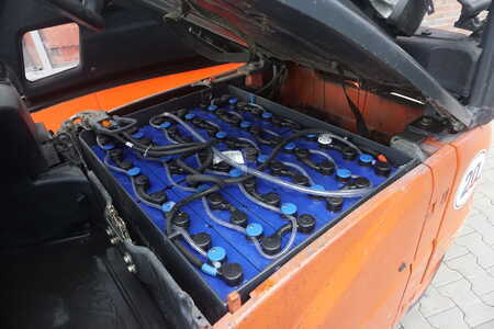 Carrelli elettrici 4 ruote 2011  Linde E 16PH - Triplex - 2023er Batterie (11)