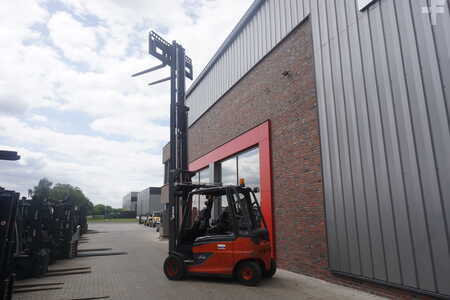 Elektro 4 Rad 2012  Linde E 50HL-01 - Triplex 6.300mm (4)