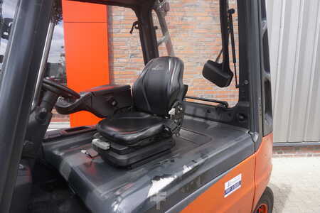 Elektro 4 Rad 2012  Linde E 50HL-01 - Triplex 6.300mm (9)