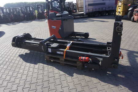 Carretilla retráctil 2018  Linde R 14HD-01 - 9.755mm (7)