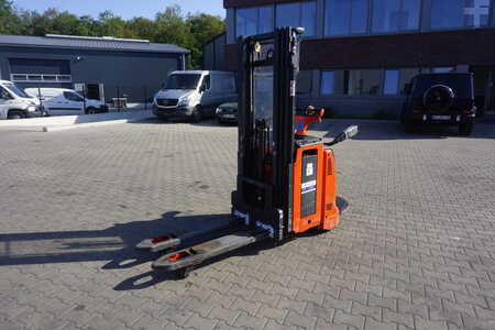 Hochhubwagen 2017  Linde L 12L AP - Triplex - 810 Stunden (1)