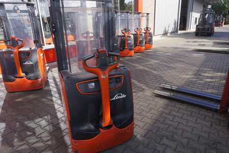 Hochhubwagen 2019  Linde L 14 - 1.440 Stunden (3)