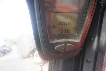 Carretilla elevadora GLP 2014  Linde H 30T-02 - Triplex (2)