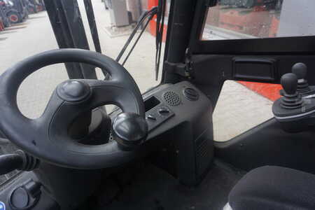 Carretilla elevadora GLP 2006  Linde H 30T (2)
