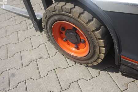 3-wiel elektrische heftrucks 2018  Linde E 12-02 - 5.815 Stunden (6)