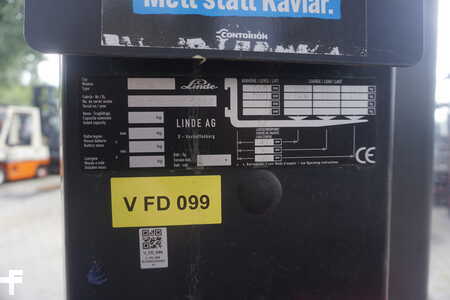 Retráctil 2007  Linde R 16X - 6.070 Stunden (4)