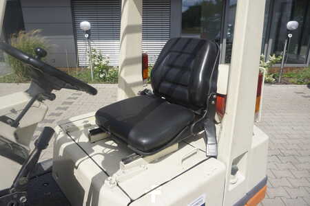Empilhador a gás 1992  Nissan A 15U - Nur 3.284 Stunden (3)