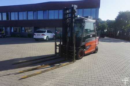 Elektro čtyřkolový VZV 2020  Linde E 40HL-01/600 - 2020er (1)